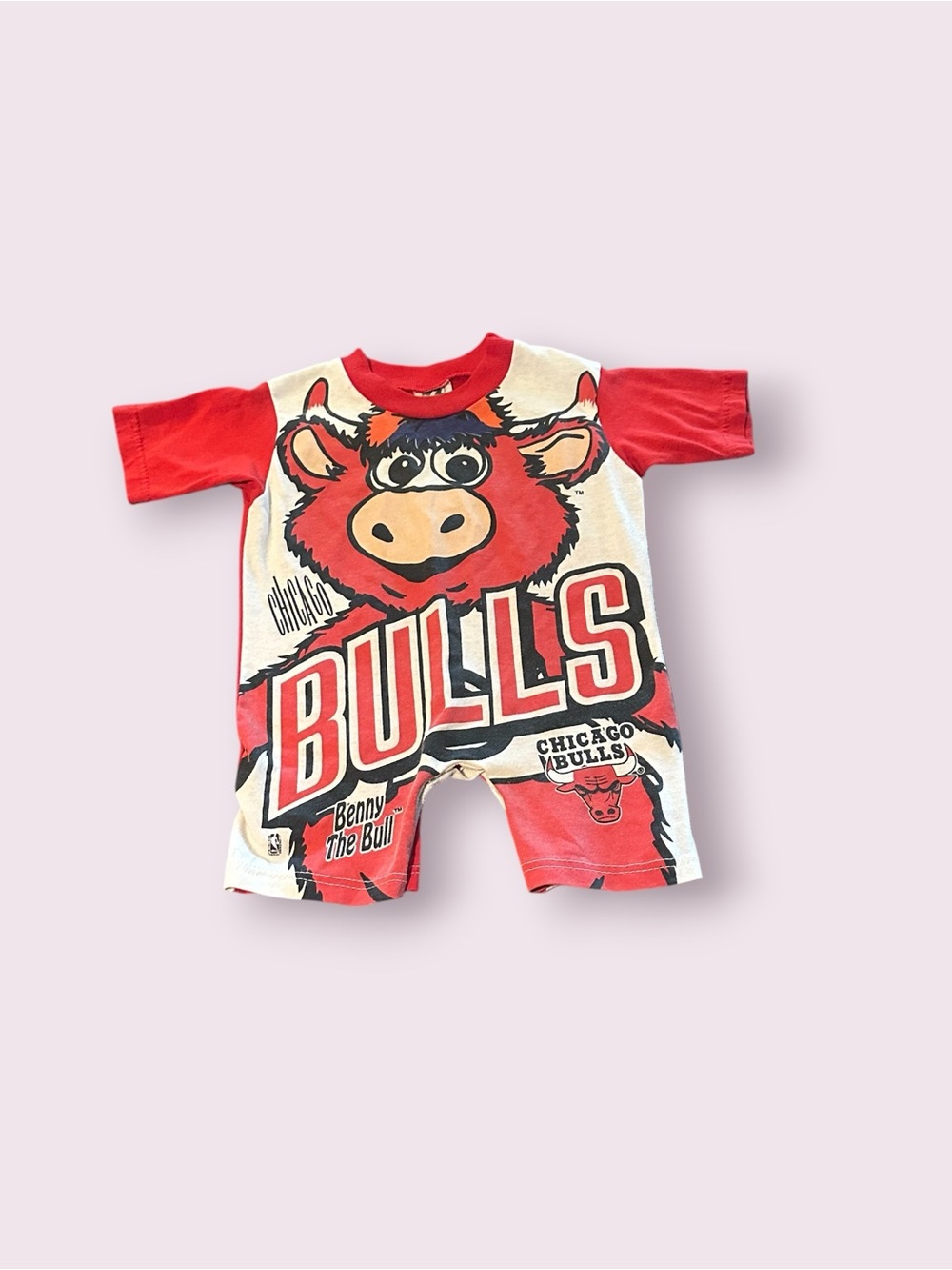 Vintage Chicago Bulls Baby Romper With Large Benny The Bull Graphics Sz 18 Mon